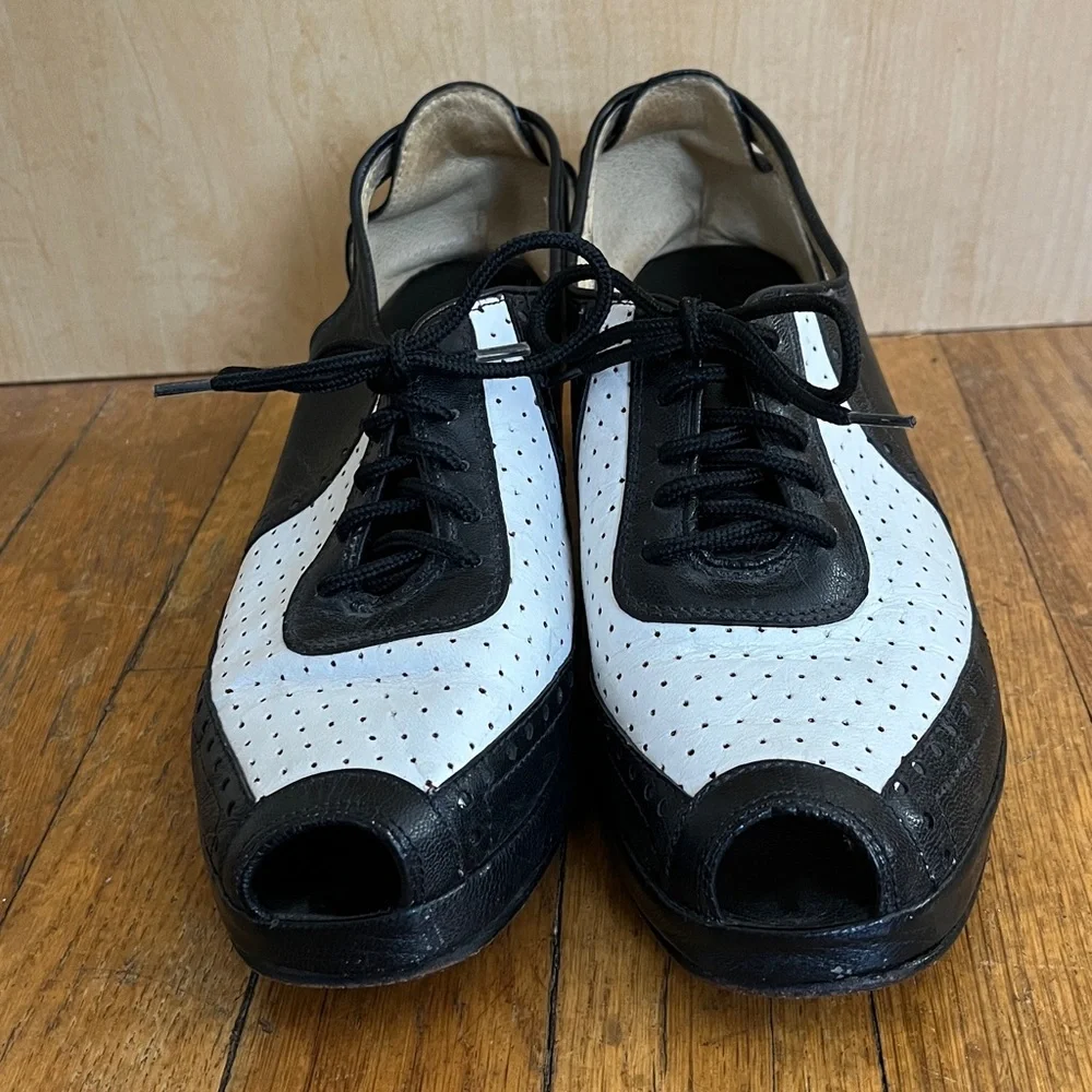 Women's Black and White Lace-Up Wedge Shoes - Picture 12 of 13